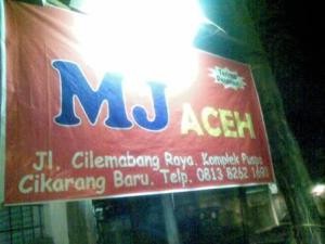 MJ Mie Aceh spanduk depan